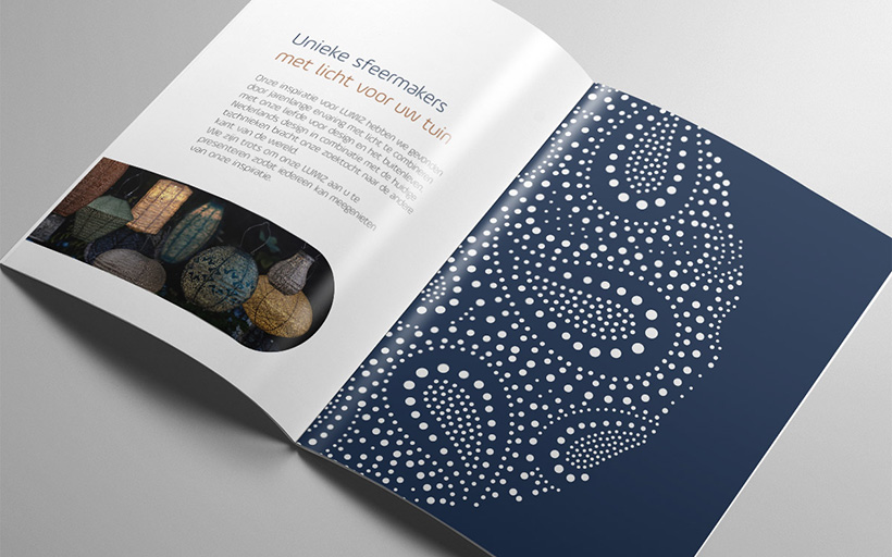 Lumiz_broch-mockup_01